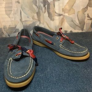SPERRY TOP SIDER size 7 womans genuine leather authentic brand new condition